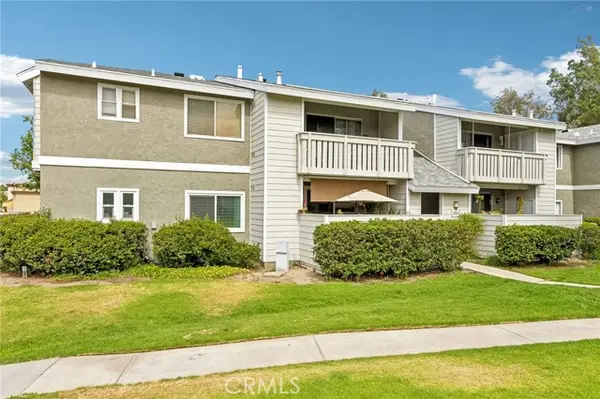 27612 Susan Beth Way  #C, Saugus, CA 91350