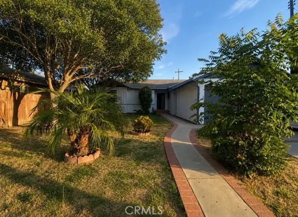 18932 Wyandotte Street, Reseda, CA 91335