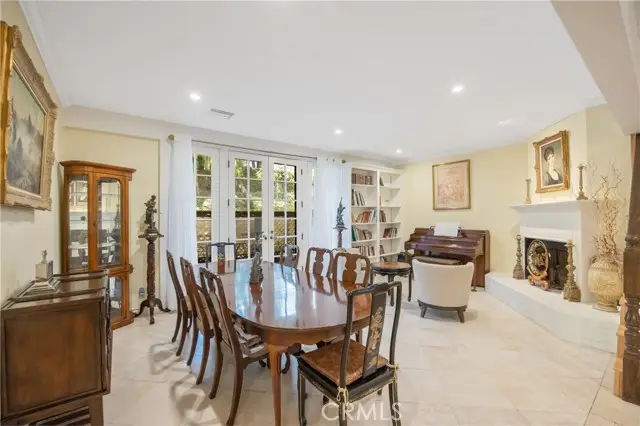 24440 Victory  #15, Woodland Hills, CA 91367 - #3
