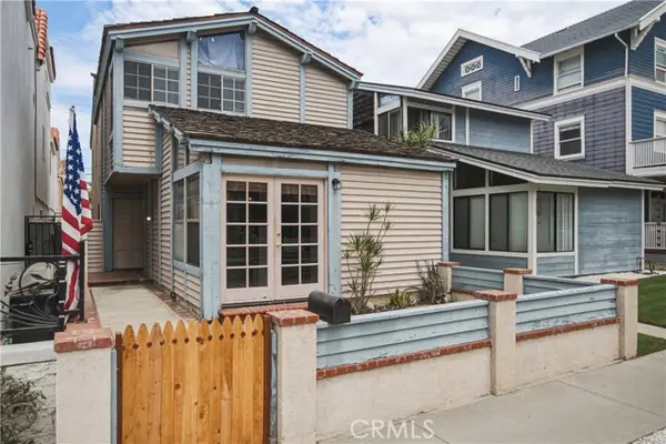 417 8th Street, Huntington Beach, CA 92648