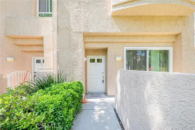 25703 Holiday Circle  #A, Stevenson Ranch, CA 91381 - #2