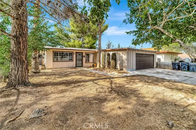 1033 Holguin, Lancaster, CA 93534 - #3