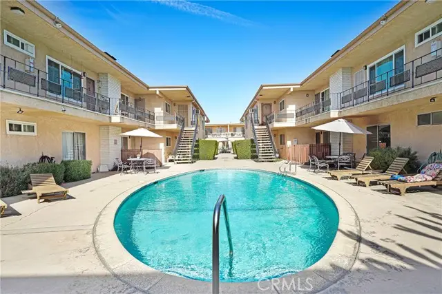5232 Corteen Place  #7, Valley Village, CA 91607 - #2