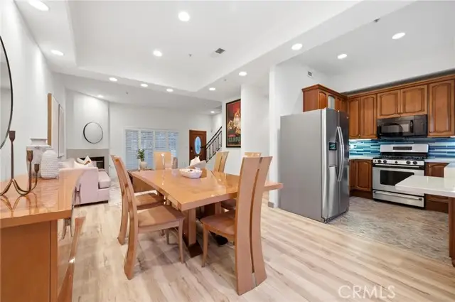10833 Kling Street  #4, North Hollywood, CA 91602 - #3