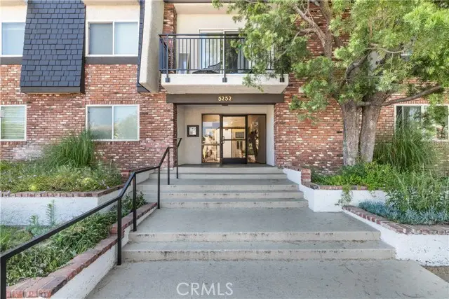 5252 Coldwater Canyon, Sherman Oaks, CA 91401 - #1