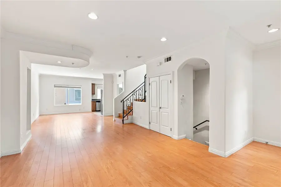 13629 Wyandotte  #118, Van Nuys, CA 91405 - #3