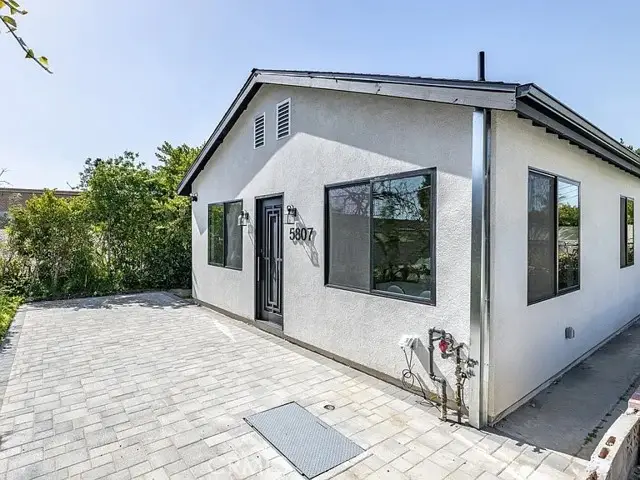 5805 Bucknell Avenue, North Hollywood, CA 91607 - #2