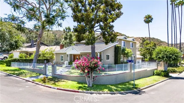 10159 Parr Avenue, Sunland, CA 91040 - #1