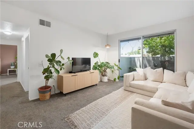 27646 Susan Beth Way  #C, Saugus, CA 91350 - #3