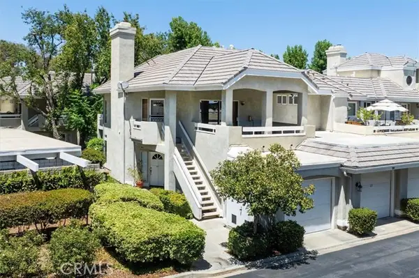 26105 Mcbean Pkwy Unit 64, Valencia, CA 91355