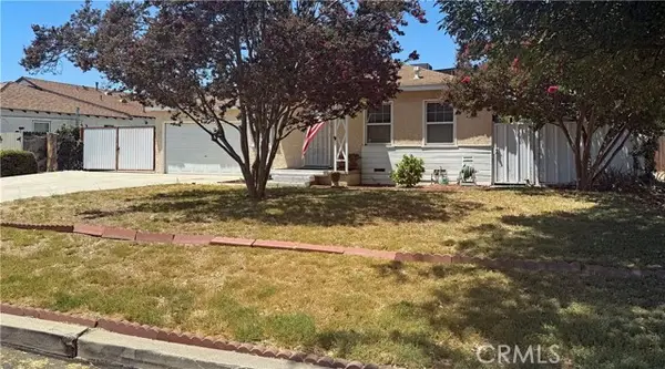 8461 Hatillo Avenue, Winnetka, CA 91306