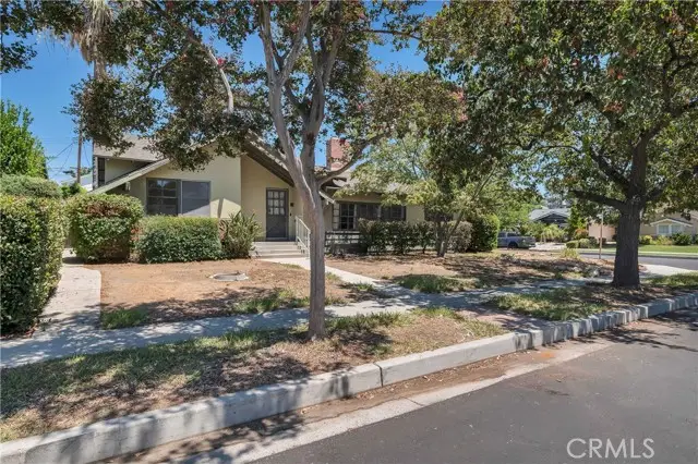 23635 Bessemer Street, Woodland Hills, CA 91367 - #1
