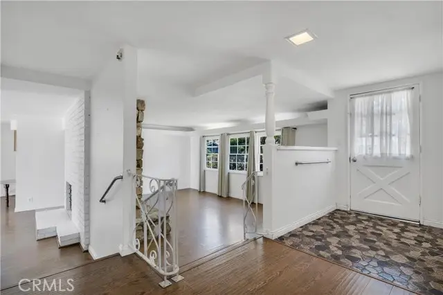 23635 Bessemer Street, Woodland Hills, CA 91367 - #3