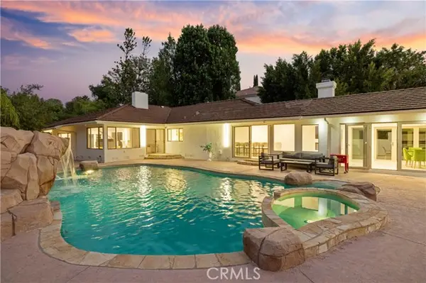 4651 Ellenita Avenue, Tarzana, CA 91356