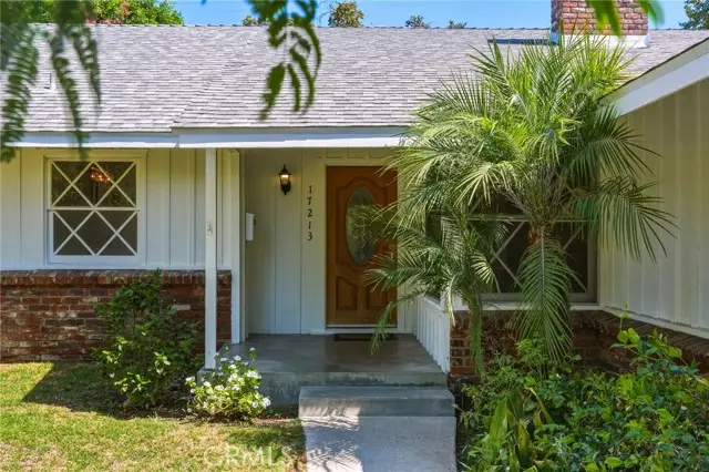 17213 Gault Street, Lake Balboa, CA 91406 - #3