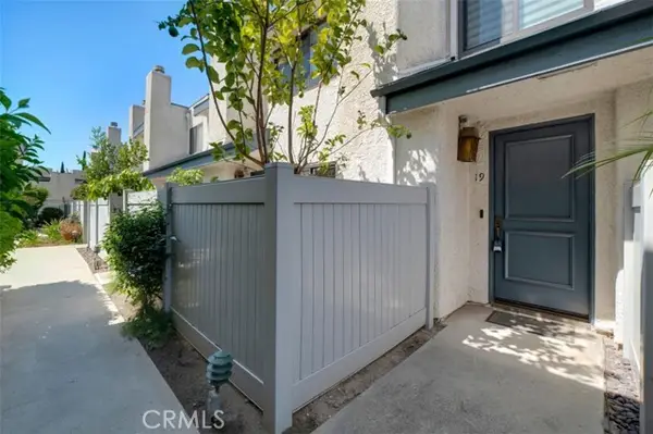 21901 Dupont Street  #19, Chatsworth, CA 91311