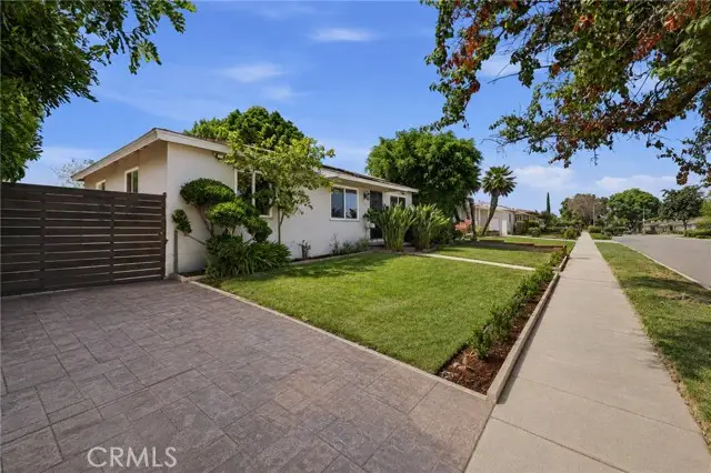 8337 Lennox Avenue, Panorama City, CA 91402 - #1