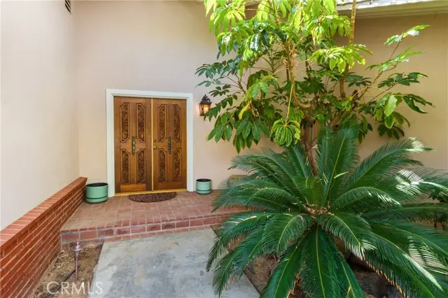 10730 Baton Rouge Avenue, Porter Ranch, CA 91326 - #2