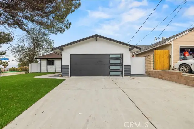 28201 Hot Springs, Canyon Country, CA 91351 - #1