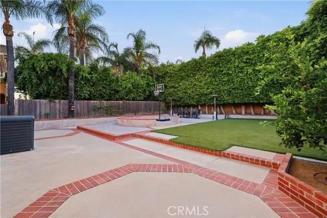 13638 Dronfield Avenue, Sylmar, CA 91342 - #2