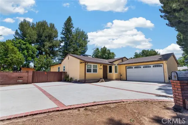 7700 Wilbur, Reseda, CA 91335 - #3