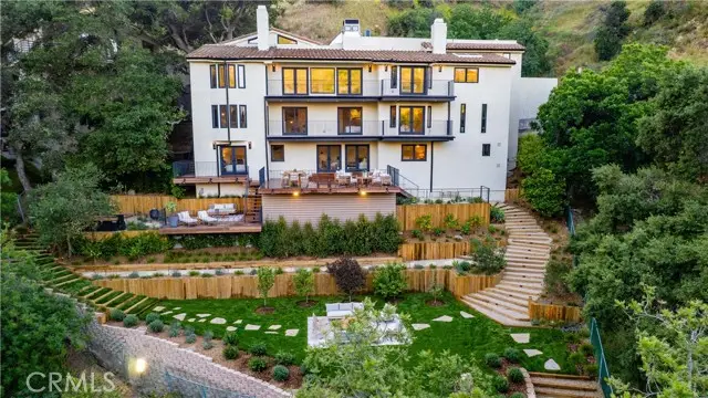 3636 Camino De La Cumbre, Sherman Oaks, CA 91423 - #2