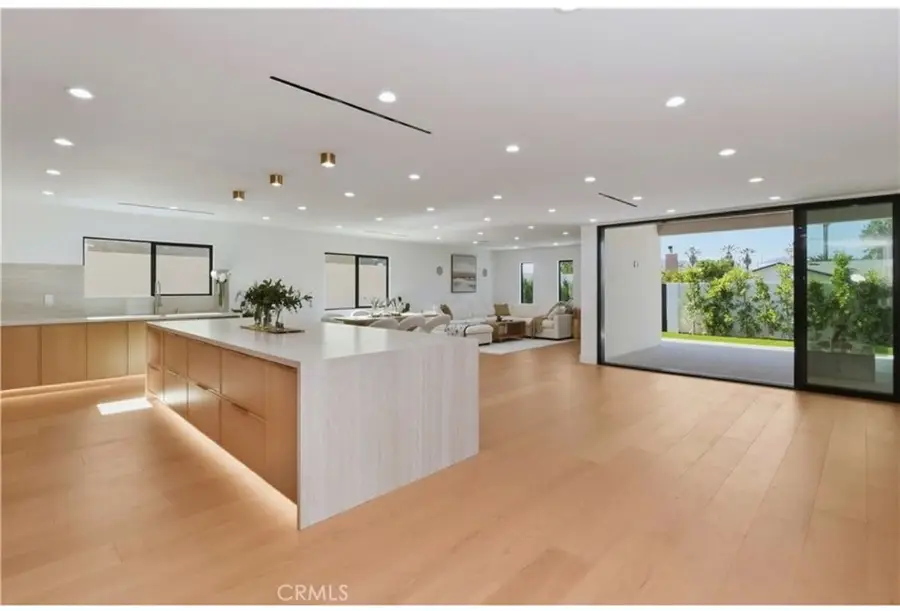 23409 Friar, Woodland Hills, CA 91367 - #2
