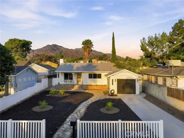 10824 Odell, Sunland, CA 91040 - #1