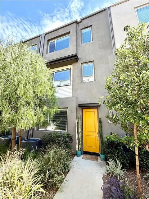18449 Mural, Northridge, CA 91325 - #3