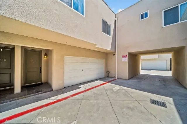 7132 Farralone  #205, Canoga Park, CA 91303 - #2