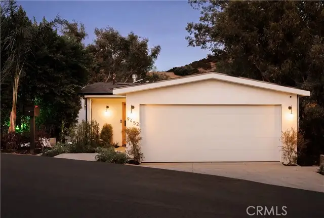 9452 Reverie Road, Tujunga, CA 91042 - #2
