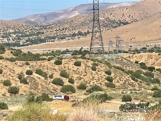 32952 Angeles Forest Highway, Palmdale, CA 93550 - #2