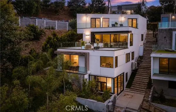5170 Medina Road, Woodland Hills, CA 91364
