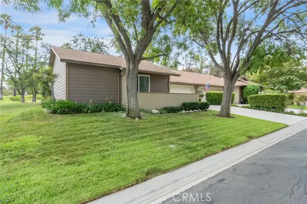 26105 Rainbow Glen Drive, Newhall, CA 91321