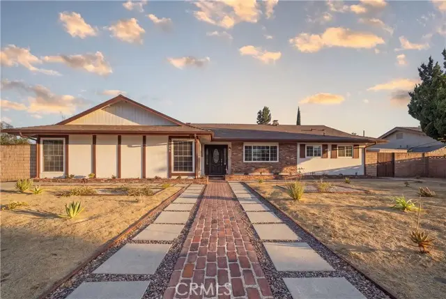20800 Chatsworth Street, Chatsworth, CA 91311 - #2