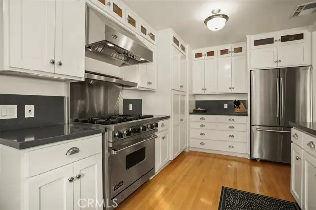 9419 Creemore Drive, Tujunga, CA 91042 - #2