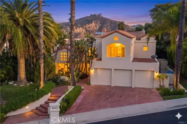 24142 Park Riviera, Calabasas, CA 91302 - #1
