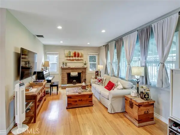 5505 Clybourn Avenue, North Hollywood, CA 91601