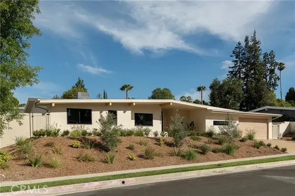 18840 La Amistad, Tarzana, CA 91356