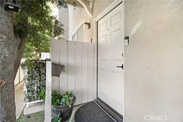 16800 saticoy  #4, Van Nuys, CA 91406 - #3