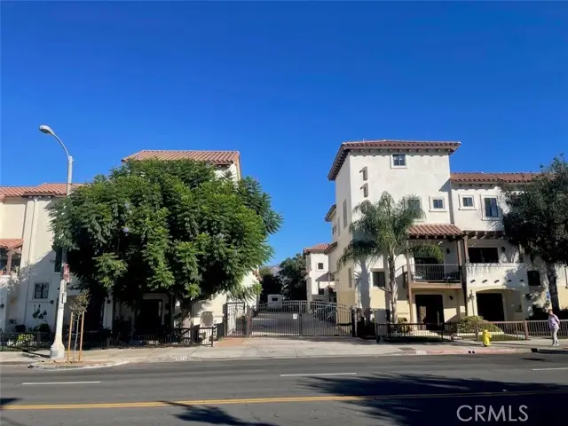 1075 N. Maclay Avenue  #25, San Fernando, CA 91340 - #1