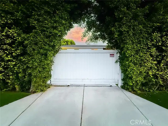 15722 Magnolia, Encino, CA 91436 - #2
