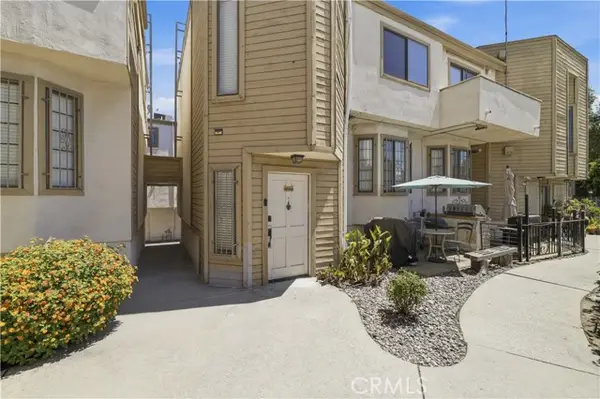 14715 Saticoy  #9, Van Nuys, CA 91405