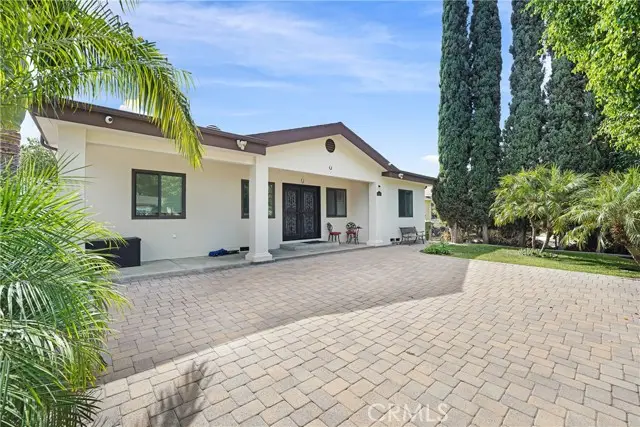 5854 Satsuma, North Hollywood, CA 91601 - #1