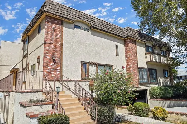 14239 Sherman Way  #3, Van Nuys, CA 91405
