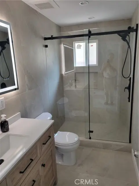 14615 San Fernando Mission Boulevard, San Fernando, CA 91340