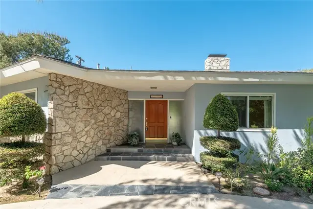 17735 Fullerfarm, Northridge, CA 91325 - #2