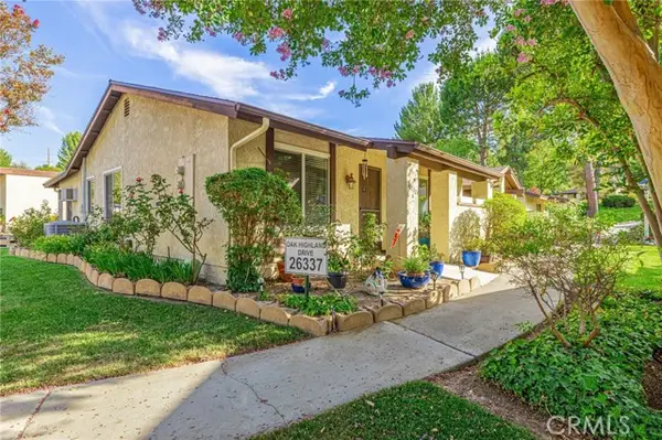 26337 Oak Highland Drive  #A, Newhall, CA 91321