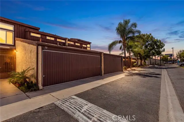 10950 Saticoy  #20, Sun Valley, CA 91352 - #2