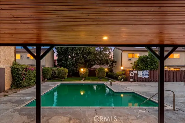 10950 Saticoy  #20, Sun Valley, CA 91352 - #3